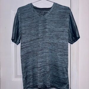 Amazon Essentials Blue and Black Striped Athletic Shirt Size Medium